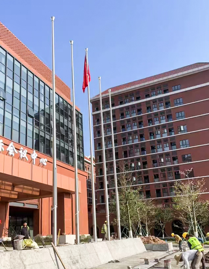 Konik paslanmaz çelik akıllı elektrikli kaldırma bayrak direği Konik paslanmaz çelik akıllı elektrikli kaldırma bayrak direği