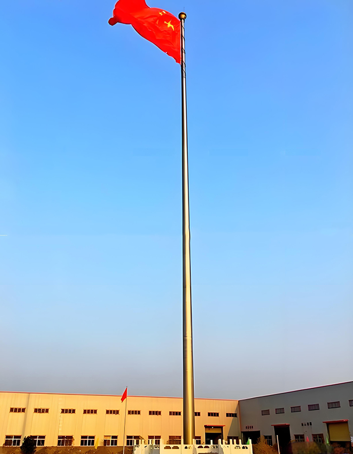Titanyum korozyona dayanıklı elle kranklanan konik kaldırma bayrak direği Titanyum korozyona dayanıklı elle kranklanan konik kaldırma bayrak direği